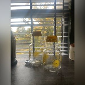 1970s vintage Pyrex lemonade pitchers